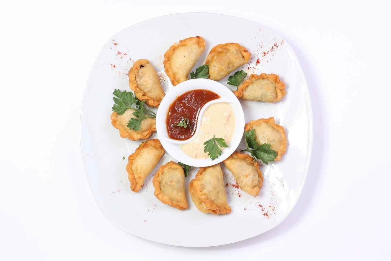 A Guide to West Bengal’s Famous Cuisine: Dishes You Have to Try 1 1. Introduction to West Bengal Cuisine