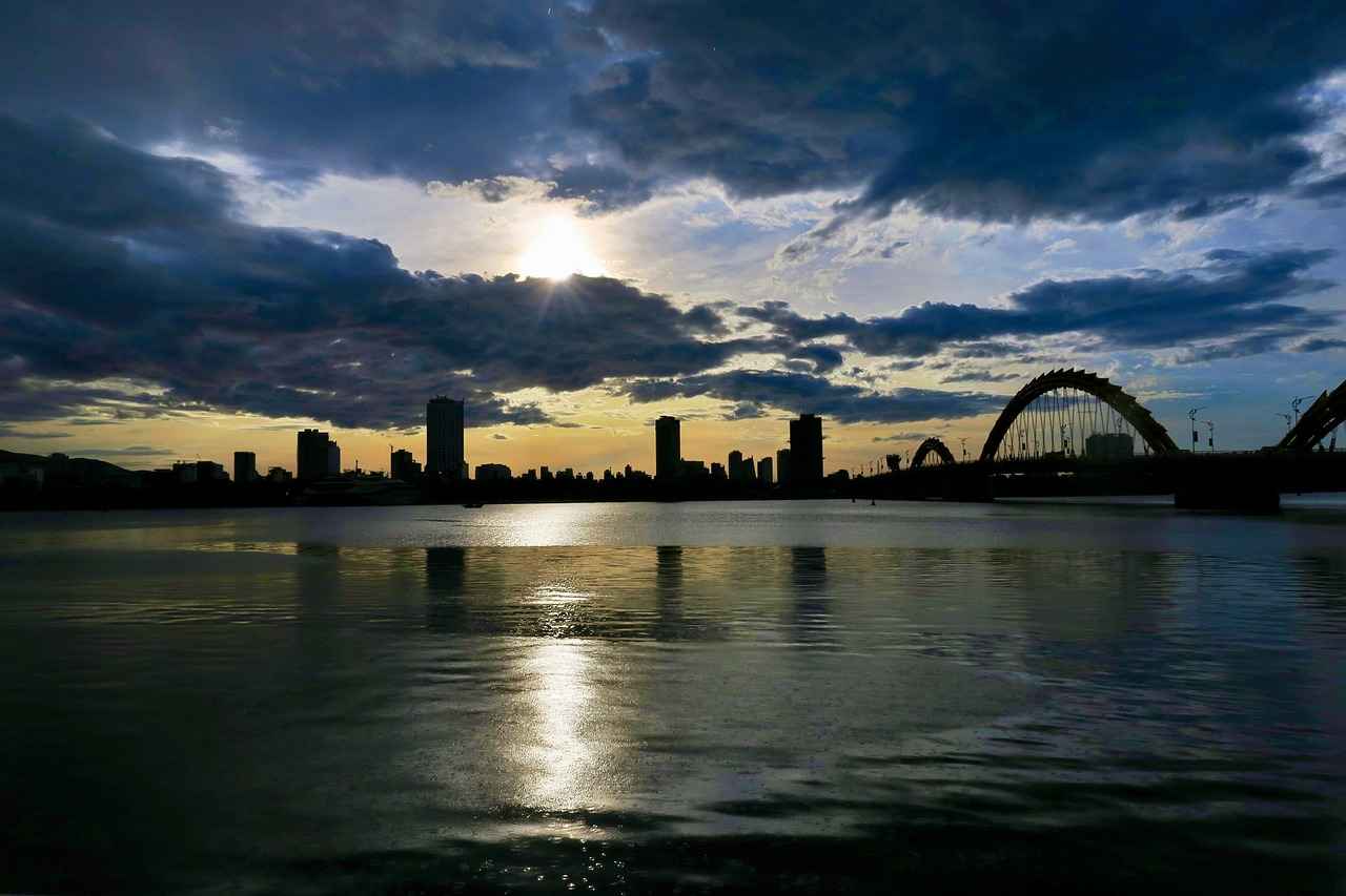 Jibanananda Das: The Unsung Poet of Bengal 1 Early Life and Background