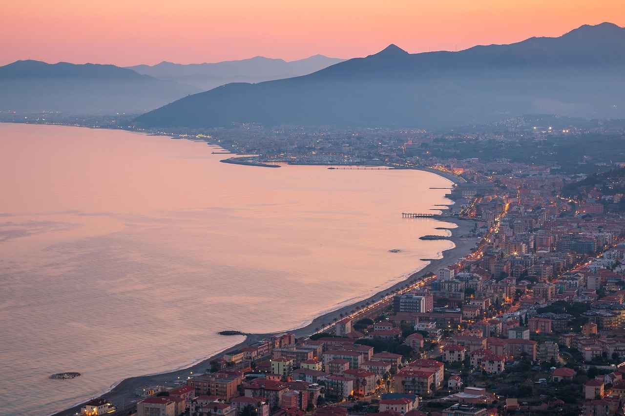 The Most Beautiful Offbeat Destinations in Bengal 2 2. The Serene Hills of Kalimpong