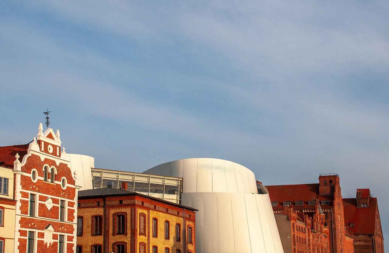 Understanding the Cultural Significance of Santiniketan in West Bengal 4 The Architectural Significance of Santiniketan