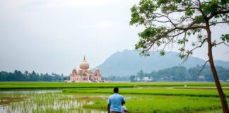 Exploring the Serene Beauty of West Bengal: A Traveler’s Delight Exploring the Peaceful Beauty of West Bengal: A Traveler's Joy