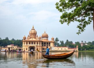 Unveiling the Charms of West Bengal: A Traveler’s Delight Unveiling the Charms of West Bengal: A Traveler's Delight